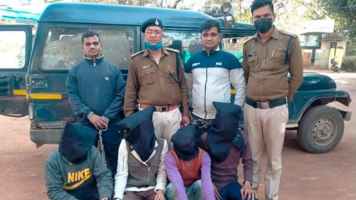 Shivpuri: Robbery worth 45 lakhs exposed at kiosk operator's house, four accused arrested