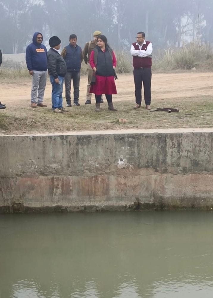 Water level decreased in the canal, the population of five lakhs did not get water