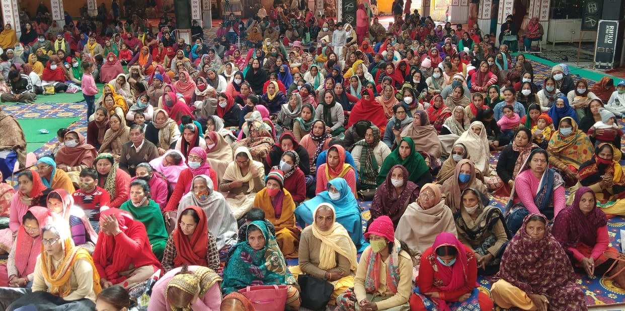 una news, himachal news, devotees, drenched, lord shri krishna, kotla kalan, una