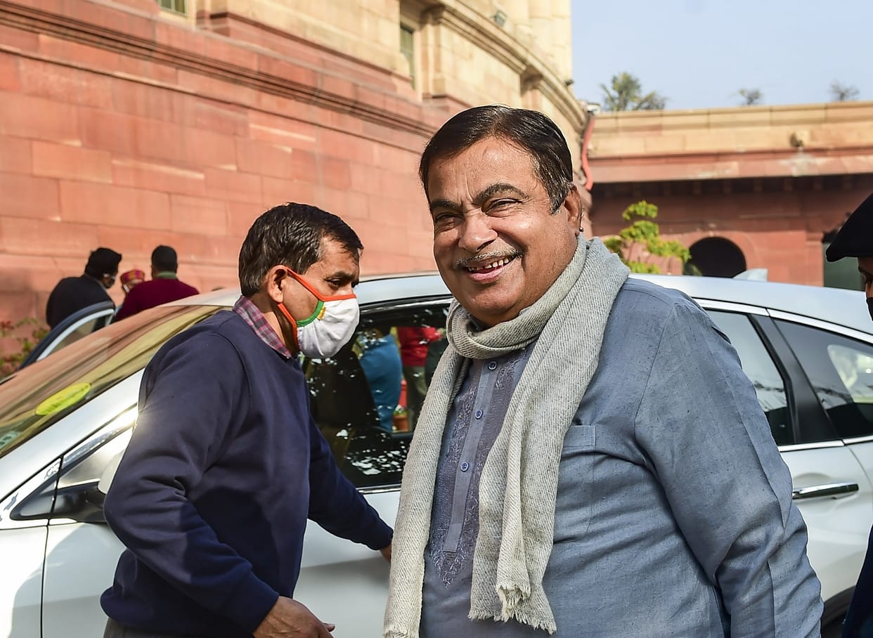 Road Transport Minister Nitin Gadkari says Cost of EVs to be at par with petrol-run vehicles in 2 years 62000 crore rupees being spent to boost road infrastructure
