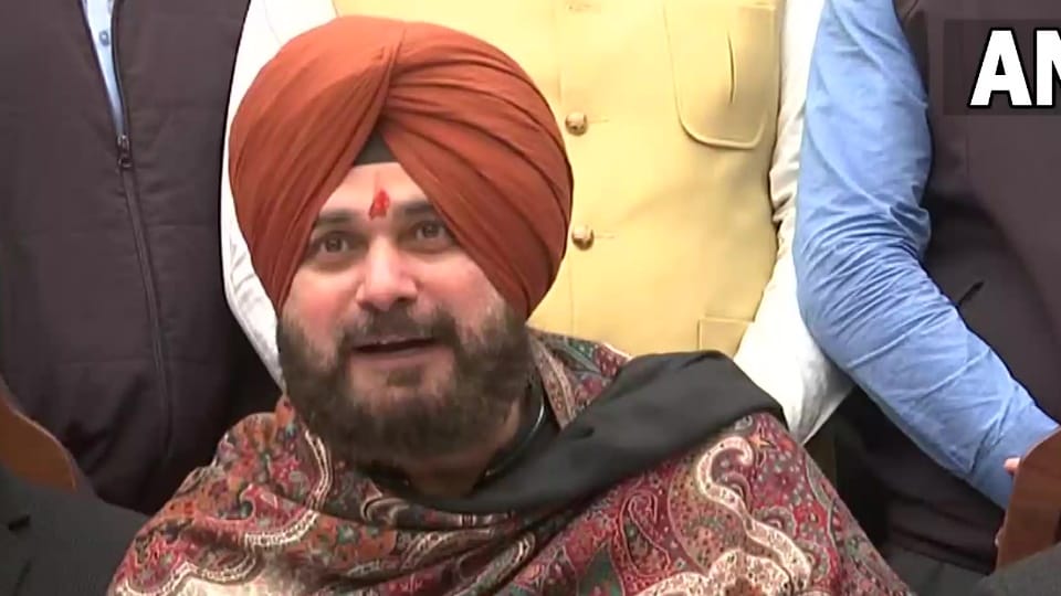Punjab congress president Navjot Sidhu comments on punjab CM post  