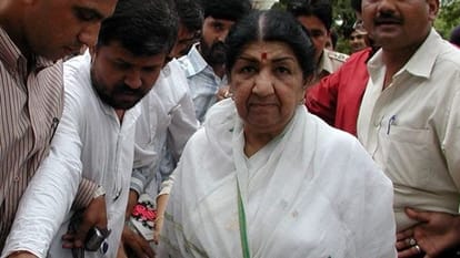 Madhya Pradesh: Lata ji, born in Indore, used to eat chillies to sweeten her voice, was fond of jalebi-gulab jamun... the house where she was born now has a clothing showroom