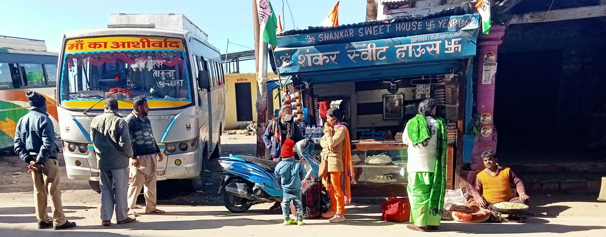 Many Roadways Buses Suspends