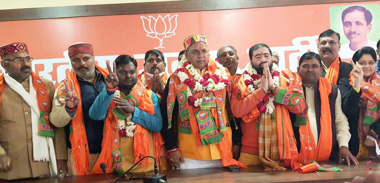 BJP, SP, BSP and Congress candidates filed nominations