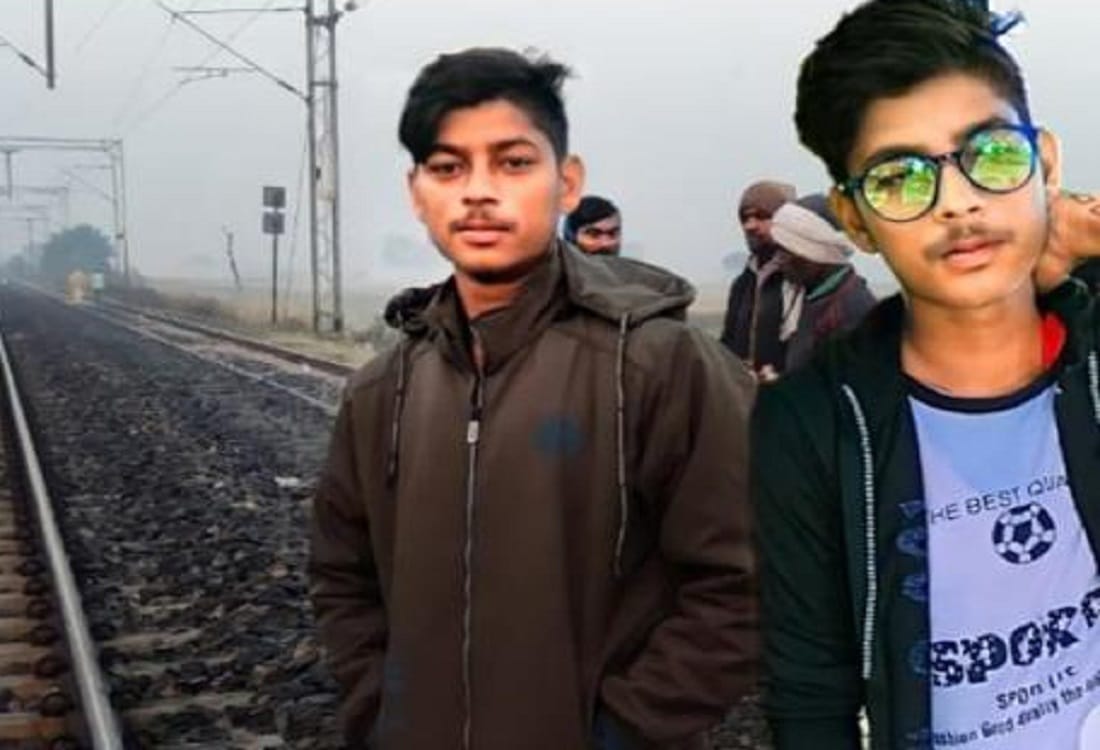 Road Accident on NH 2 in chandauli over Speed truck hit bike riders only son dies in front of father
