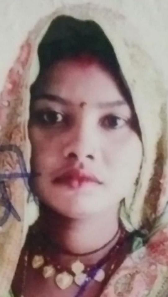 fathepur news,Wife attacked with knife, death