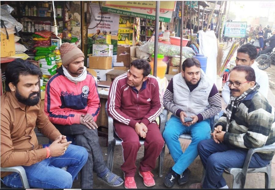 Hathras: Will vote for the road which will be built from NH bypass to Etah gate