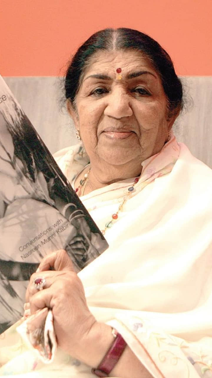 Lata Mangeshkar passes away: The pride of Meerut decorated the museum for the queen of music