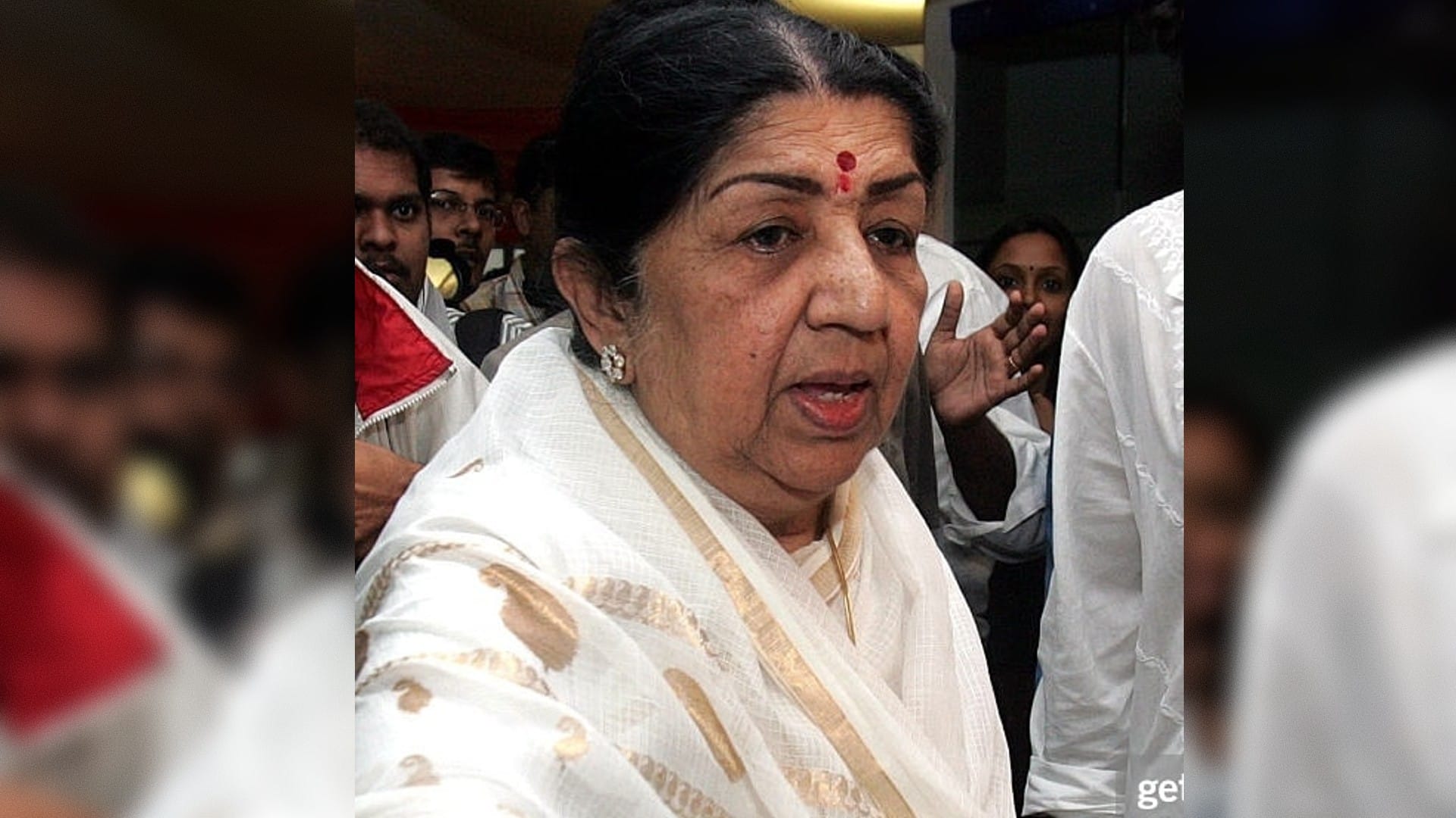 swar kokila lata mangeshkar know unknown facts about lata mangeshkar singing career in indian film industry