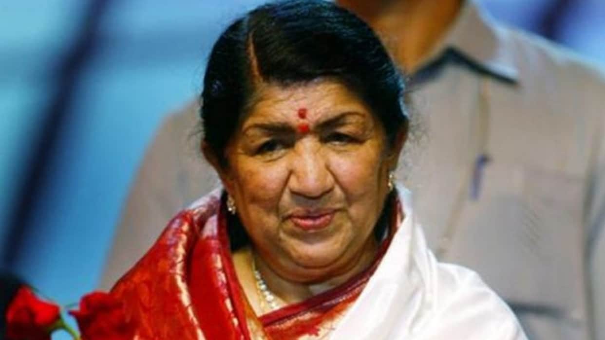 Lata Mangeshkar done free Concert for 1983 World Cup winning team