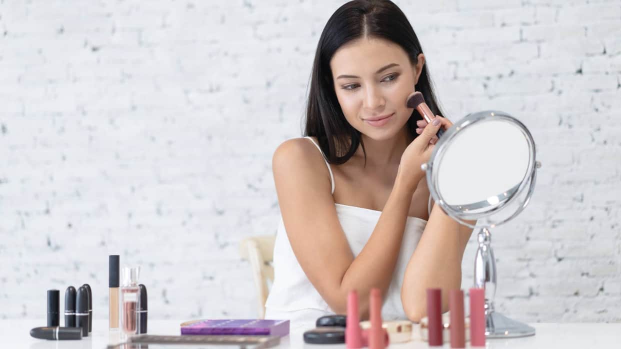 summer makeup tips for office going women to look fresh