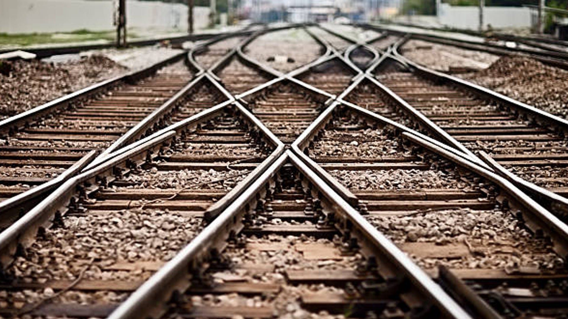 Indian Railways Know the interesting reason behind Why are stones laid on railway tracks