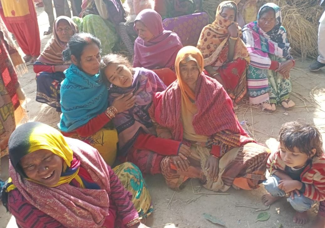 fathepur news,Farmer killed by hitting a brick