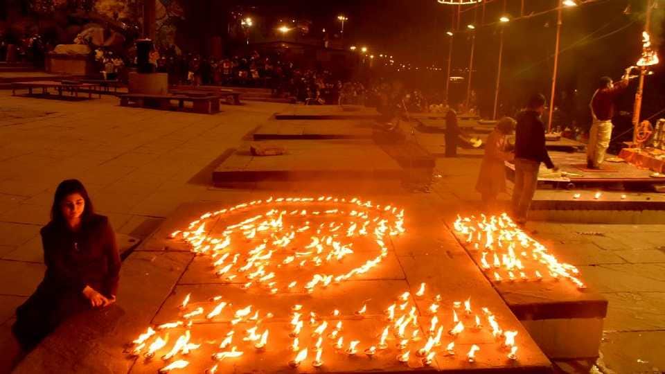 Lata Mangeshkar: Swara Kokila was saluted in Ganga Aarti these veterans of Kashi remembered