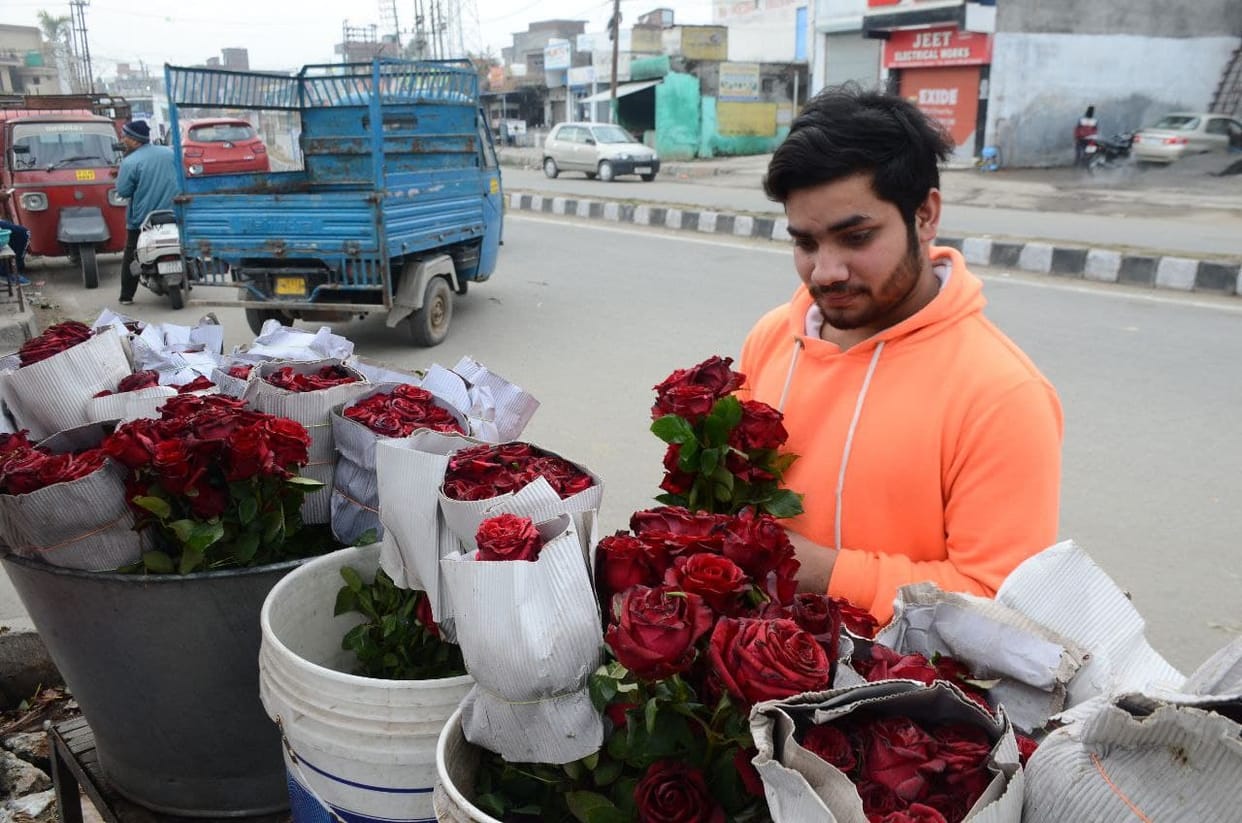 The week of love starting today with Rose Day