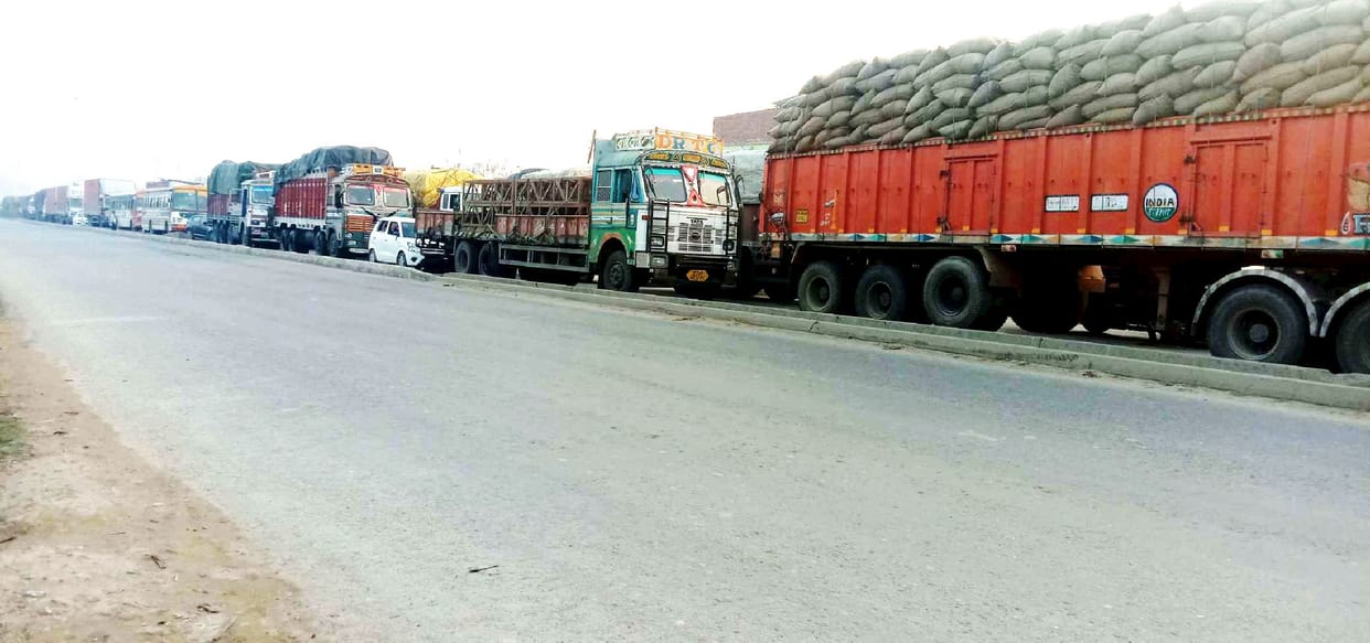 Police vehicles out on election duty blocked Hulasnagra crossing