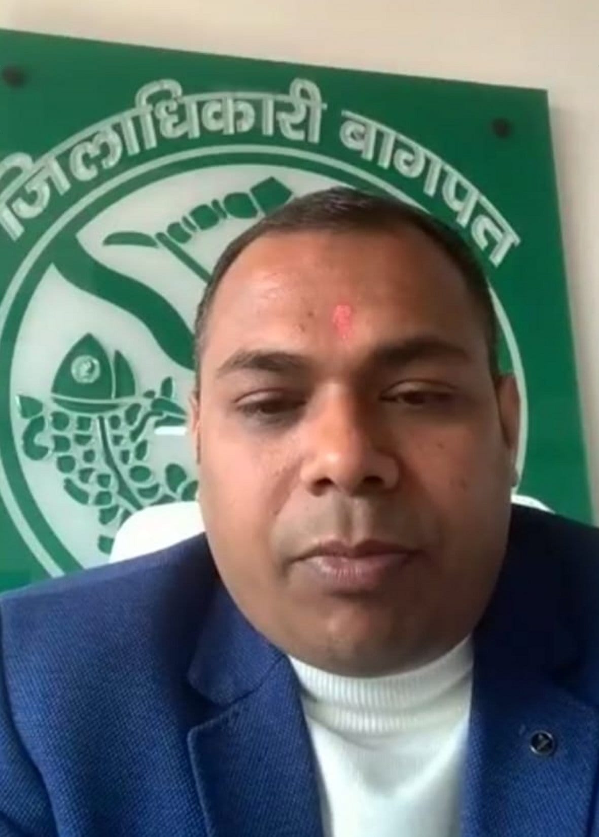 DM interacted with youth online to increase voting