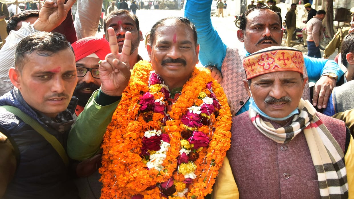 Phulpur Assembly: PM Narendra Modi meeting turned the hopes of SP on