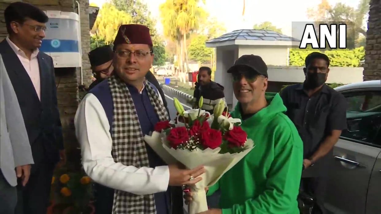 uttarakhand news: cm pushkar singh dhami meet with akshay kumar at dehradun