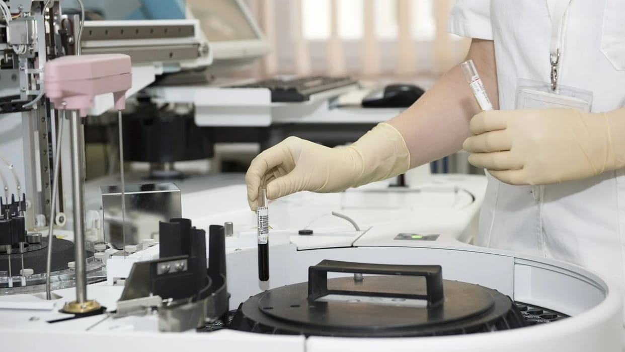 Low cost blood thinning drug Heparin may potentially treat prevent COVID19 says Study