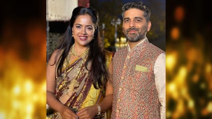 Actress Sameera wears her wedding saree after 8 years, shares pic with husband Akshai