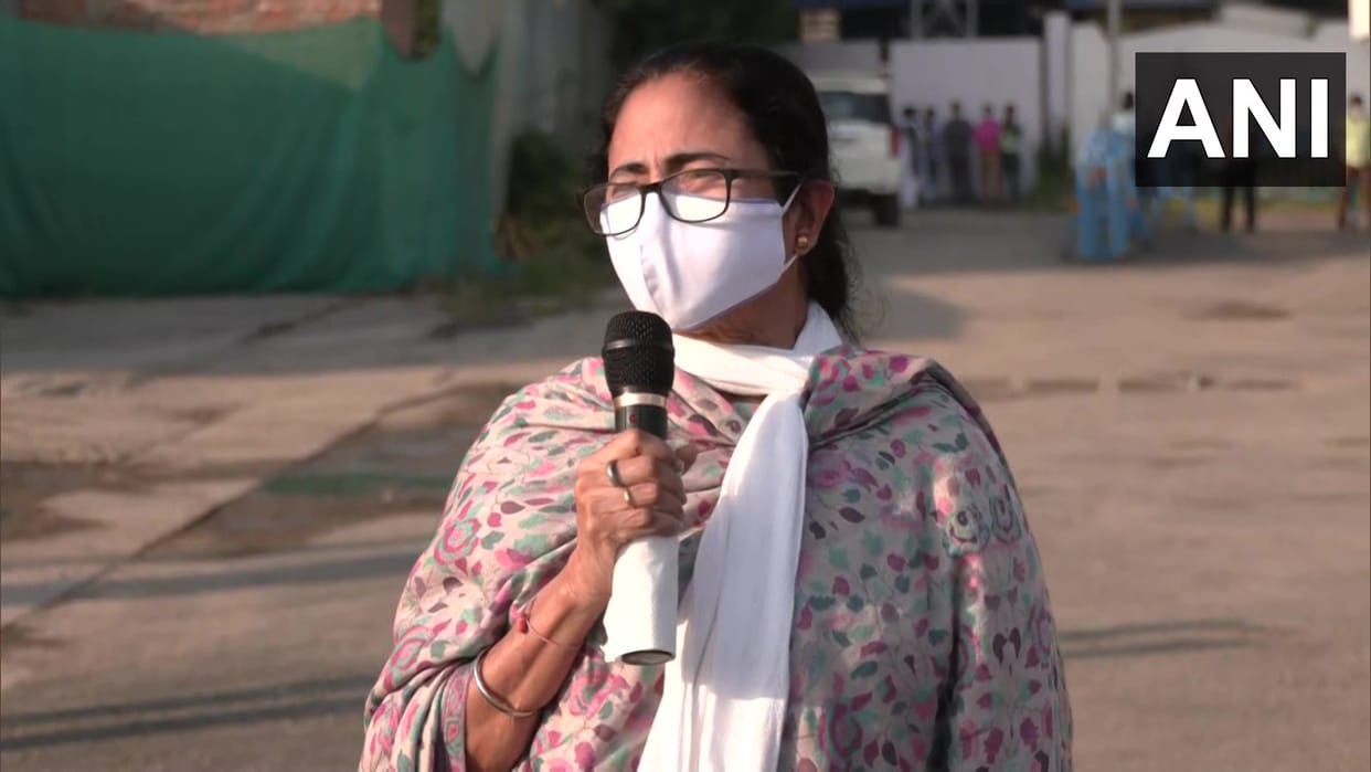 West Bengal CM Mamata Banerjee attacks Centre on Kolkata 2nd Airport wants this party to win UP Election 2022 news and updates
