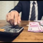 टिकटों की कालाबाजारी