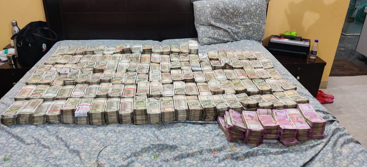 3.70 crore cash seized before polling