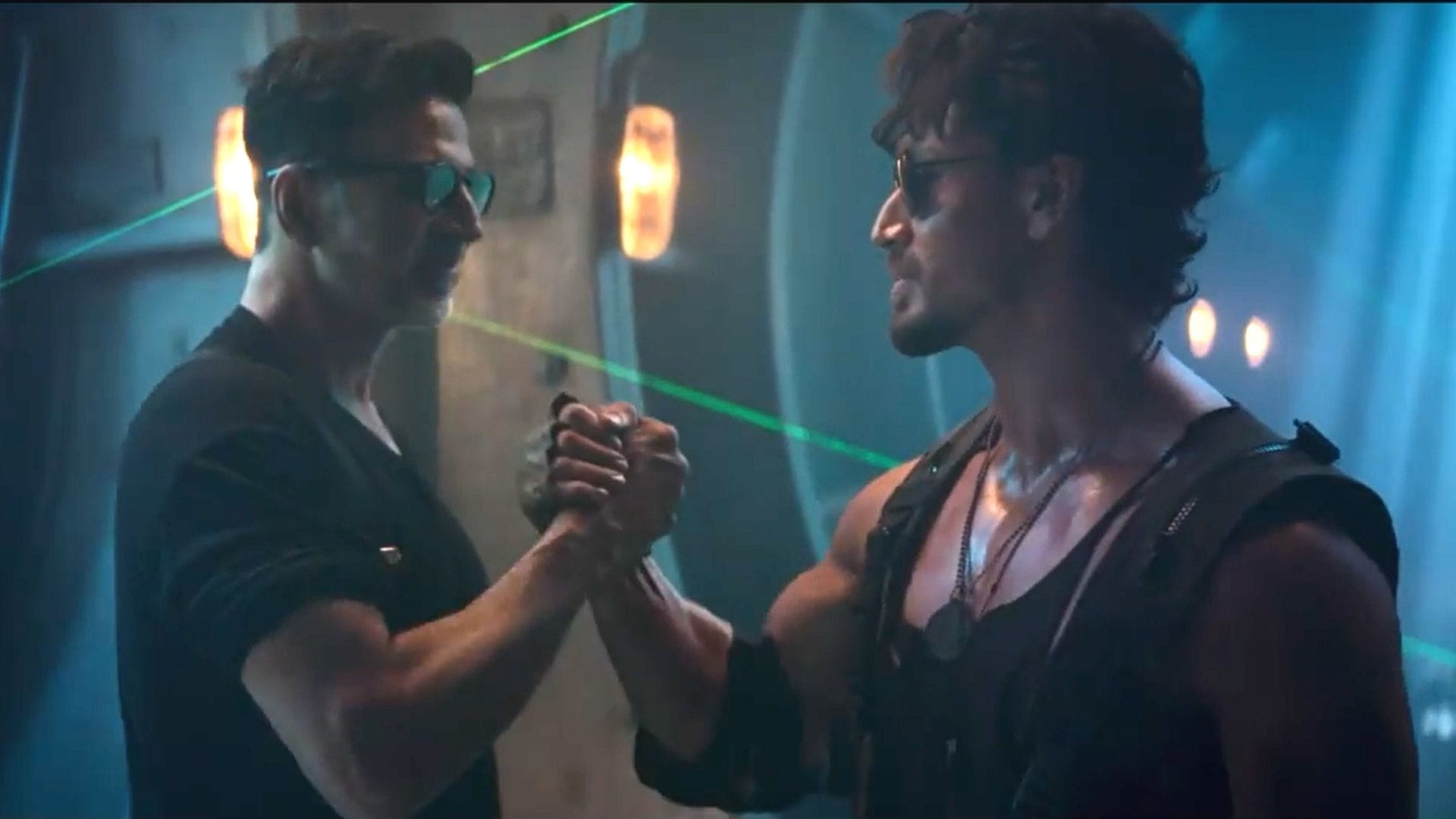 Akshay Kumar and Tiger Shroff starrer Bade Miyan Chote Miyan Teaser Release On this Day