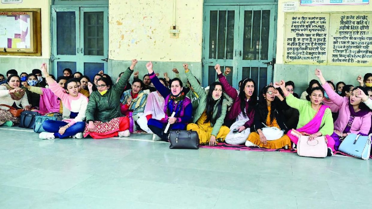 Teachers protest at Jat College in Hisar of Haryana