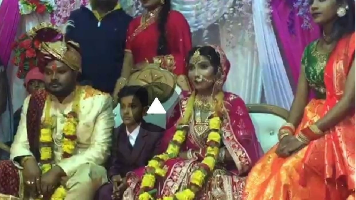 house wera daughter-in-law arrival was celebrated for happiness in Gorakhpur