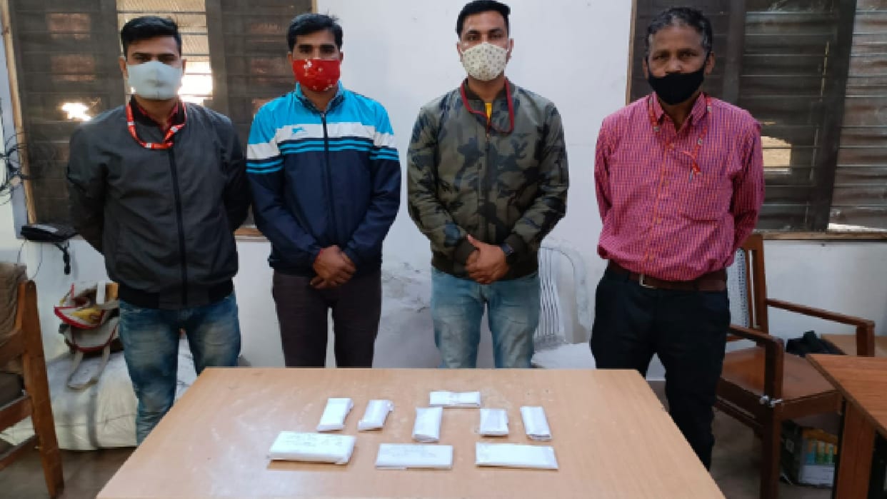 Action of Bhopal Cyber Crime Branch: Activating SIM on fake documents and arrested three who gave it to criminals