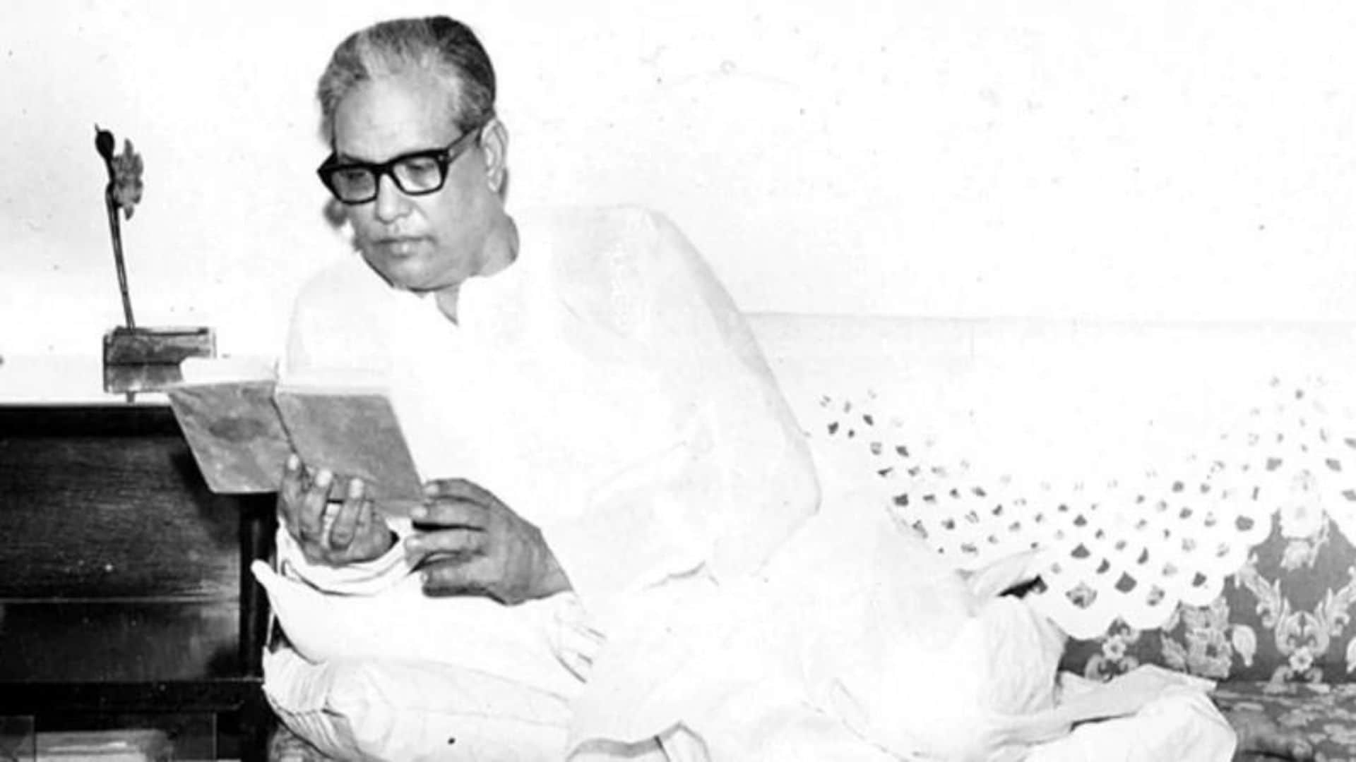 Congress Sent Majrooh Sultanpuri to jail for writing anti-Nehru poem Prime Minister Modi Target Congress