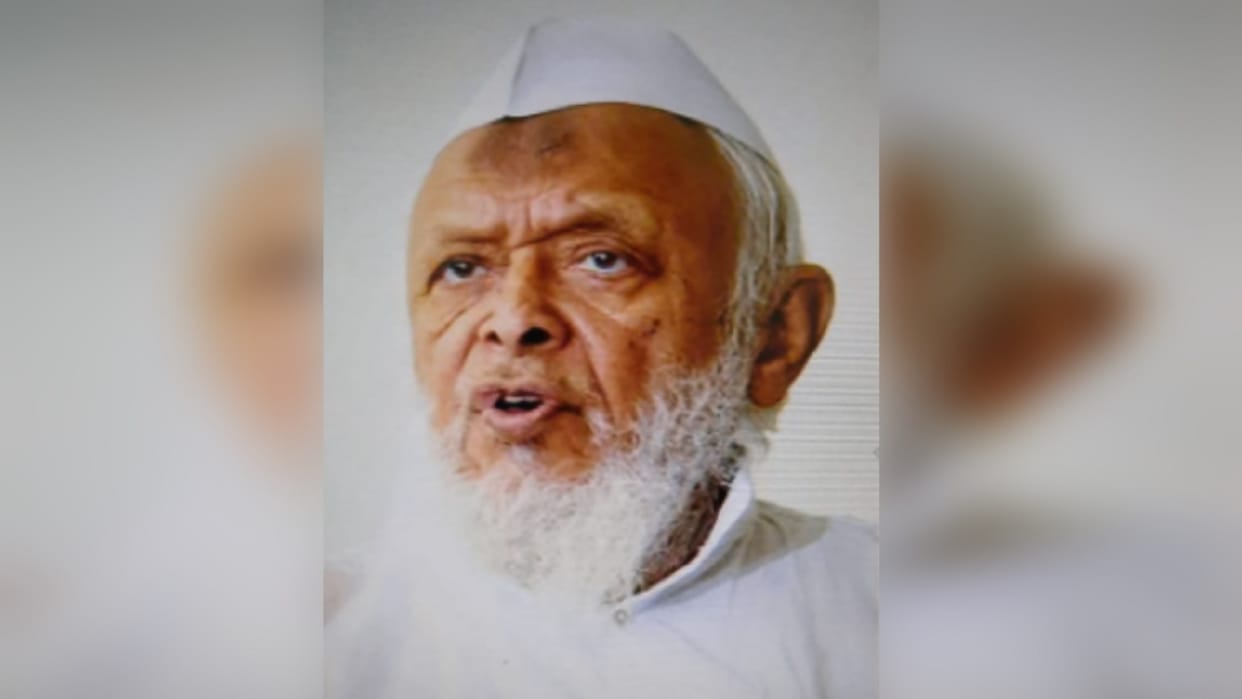 Protest Against Madrasas Survey in UP, Conference Will Be Held in Darul Uloom Deoband Today News in Hindi