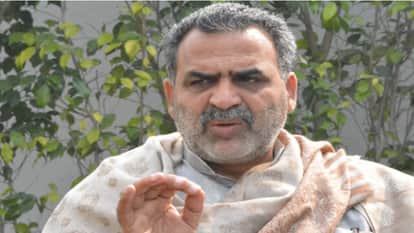 केंद्रीय राज्यमंत्री संजीव बालियान।