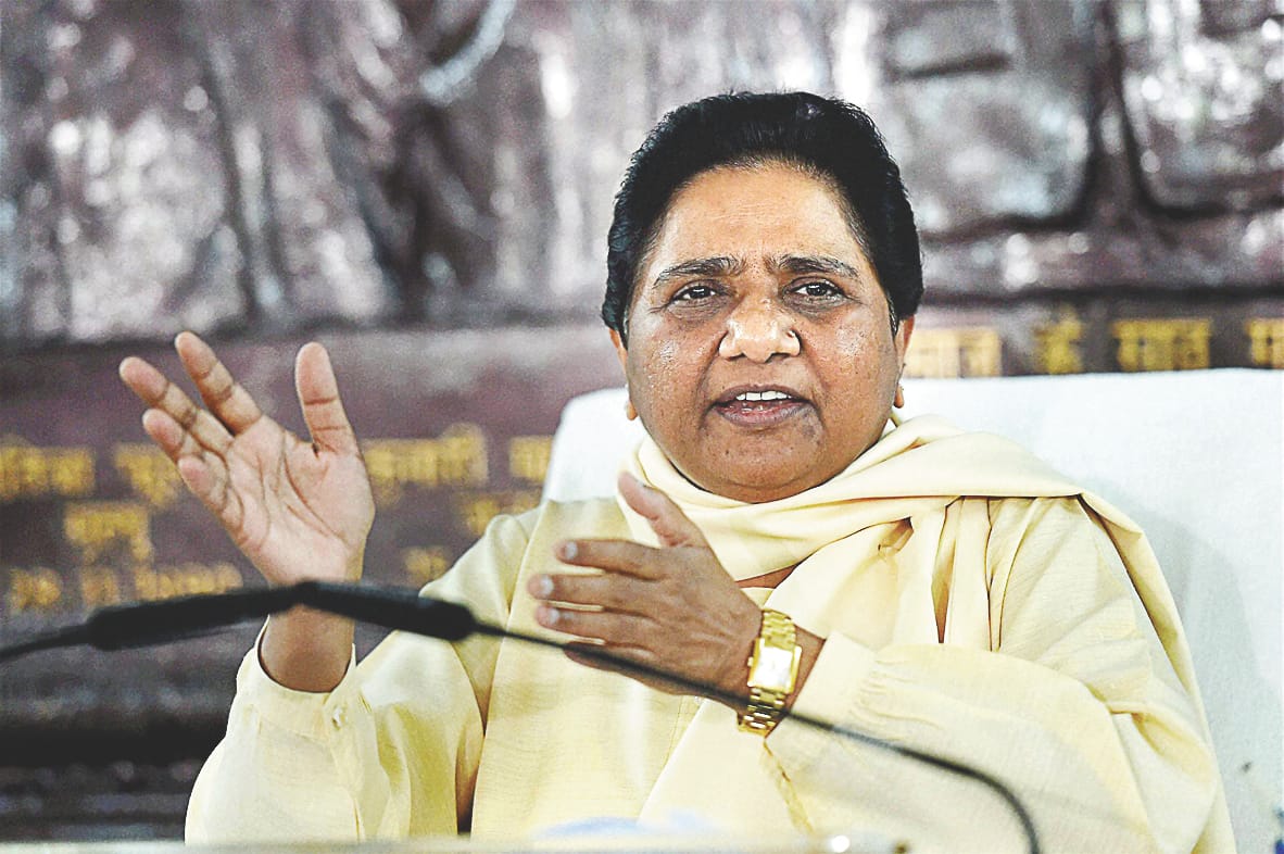 BJP intimidates Muslims..SP and Congress are anti-Dalit: Mayawati