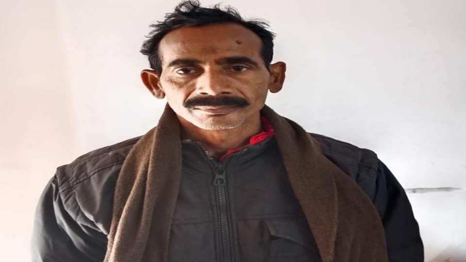 gangster act wanted 10 thousand prize crook arrested accused in murder case in Varanasi