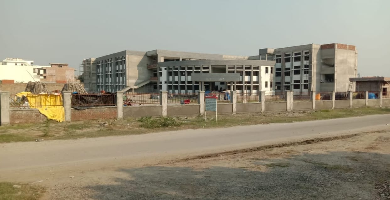 From the new session, the girls of Government Women's College will be able to get education in their own building