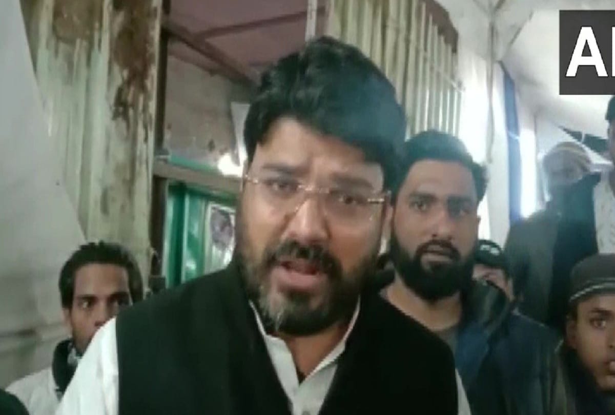 BSP MLA from Amroha naved ayaz target sp and bjp