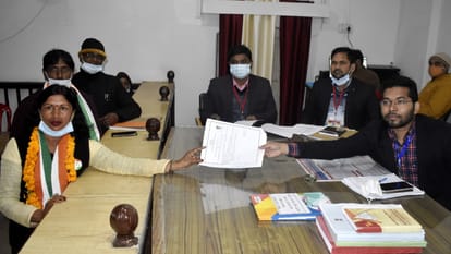 SP Vijay Bahadur from Rural and Amarendra Nishad filed nomination from Pipraich