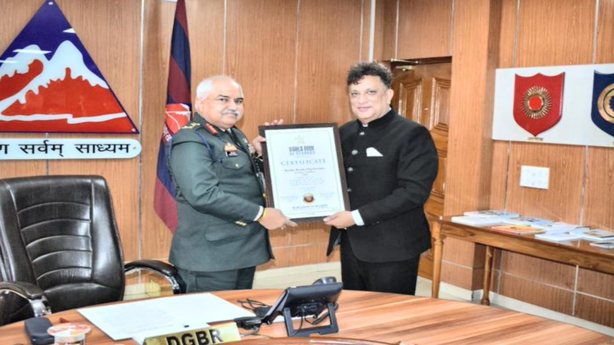 World's longest Atal Tunnel Rohtang built at a height of more than 10 thousand feet has been officially certified by the World Book of Records