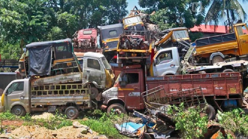 Delhi transport department will confiscating junk vehicles Scrap them