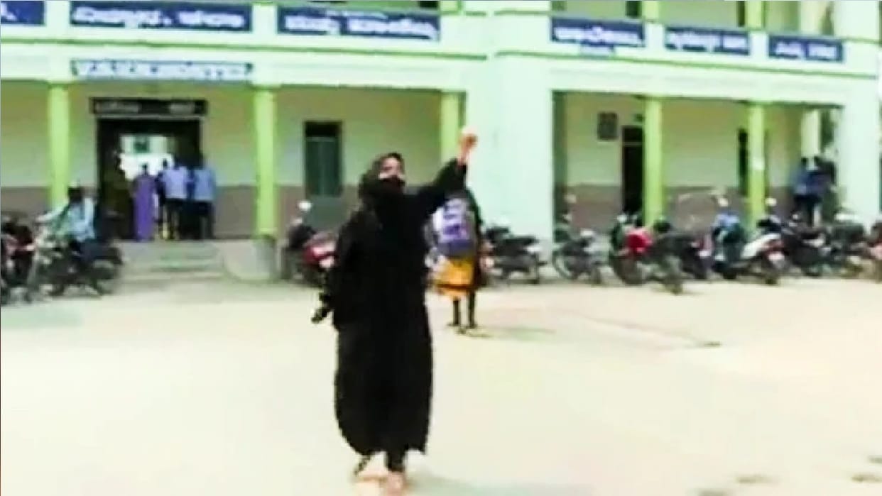 Hijab Row controversy: Who is that Muslim girl, who answered 'Allahu Akbar' to boys chanting Jai Shri Ram in Karnataka