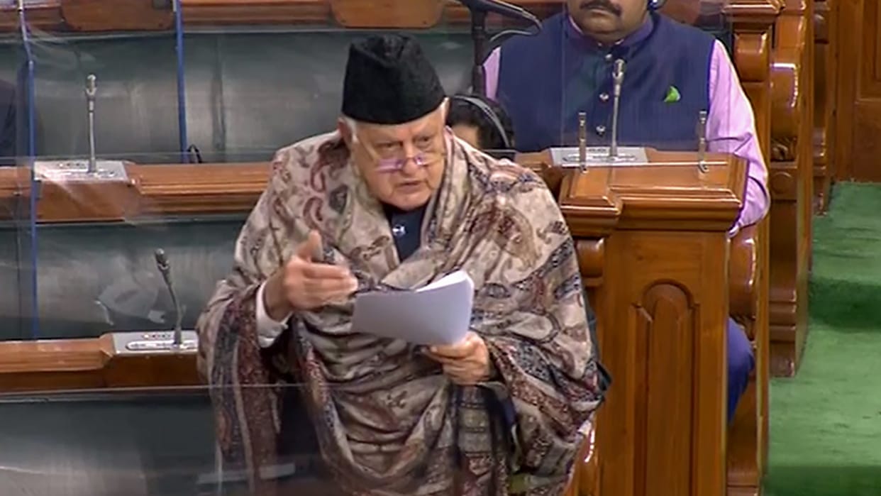Farooq Abdullah said in Lok Sabha unemployment and inflation become biggest problems in Country news in Hindi