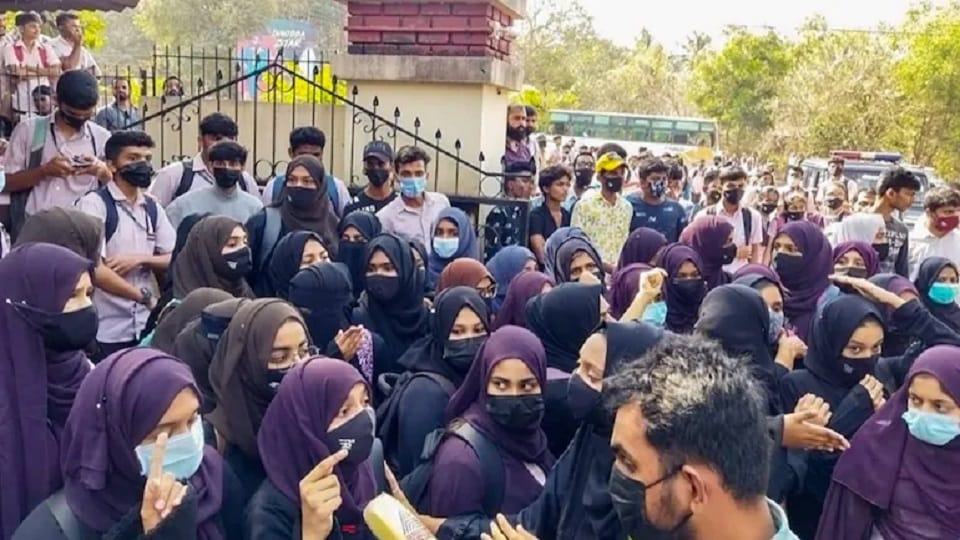 Karnataka hijab row, Judges who Gave verdict to get Y category security