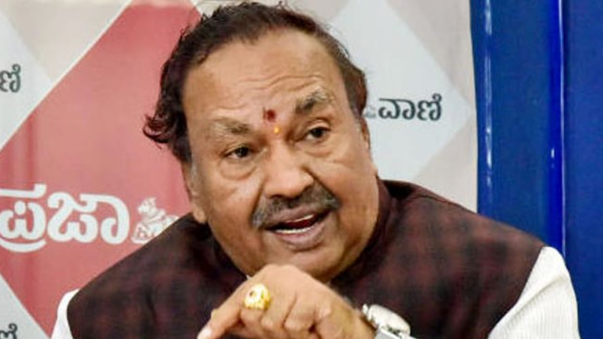 KS Eshwarappa Claims Saffron flag may become national flag in future till now Respect tricolor latest News Update 