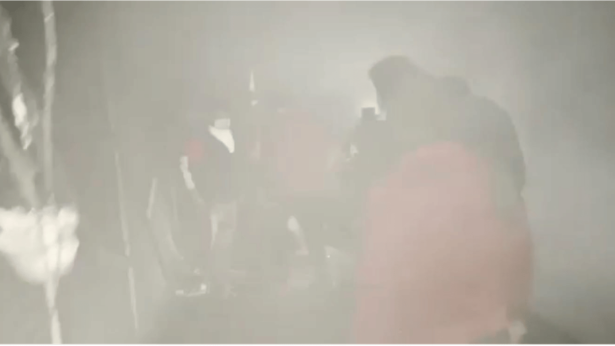 Fire in Gwalior's textile market: About a dozen shops burnt down, after hard efforts, the fire was found under control