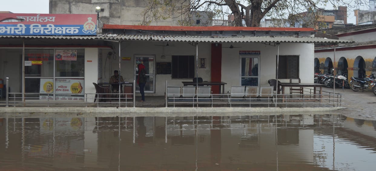 Hathras: Rain spoiled the appearance of the city, waterlogging at many places