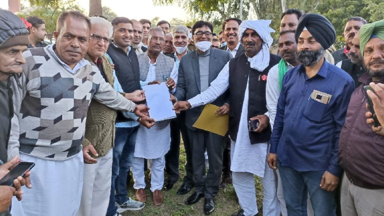 Transfer of Dr. Vinay Mahla cancelled in hisar