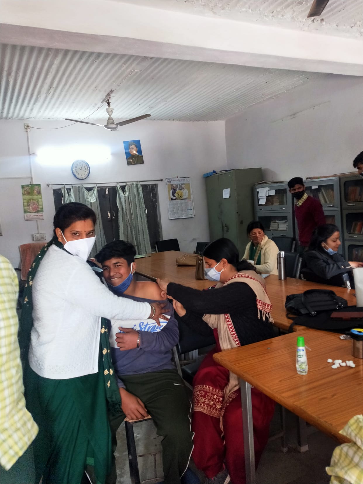 166 CHILDREN VACCINATED  WITH COVACCINE IN TAAL SCHOOL HAMIRPUR ON WEDNESDAY
